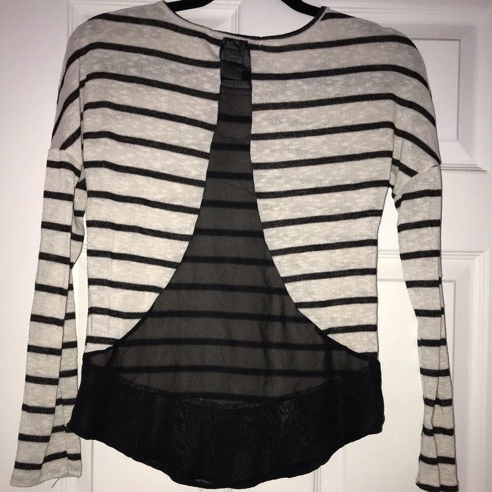 American Rag Sweater - Picture 2 of 2